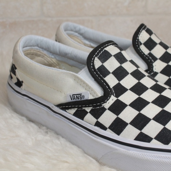 VANS Checkerboard Slip On Shoes - Picture 2 of 8